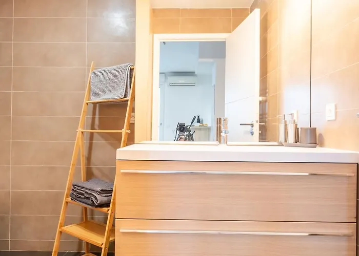 Joli Centre Apartment Cannes